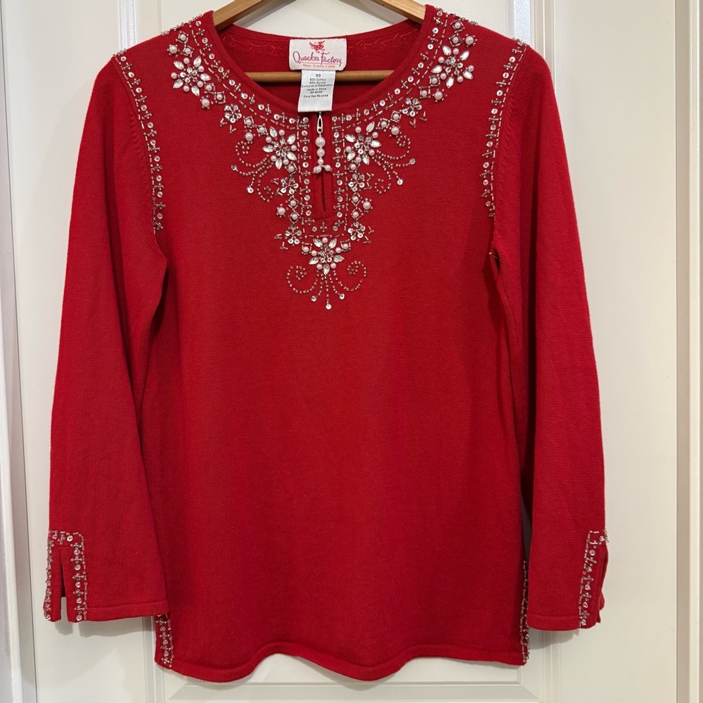 QUACKER FACTORY Red White Beaded Pearl Floral Sweater Size XS holiday Christmas